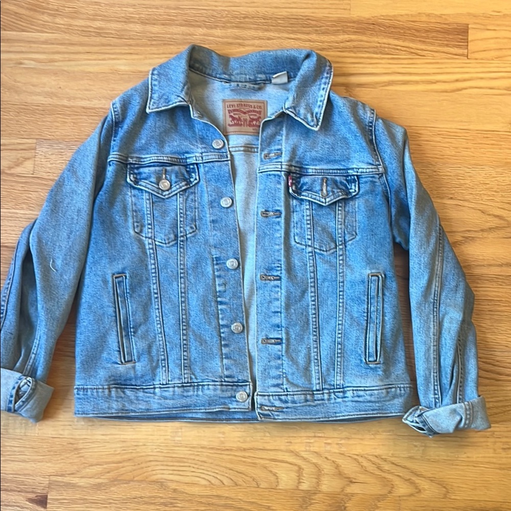 Levi's women’s  Blue Denim Jacket